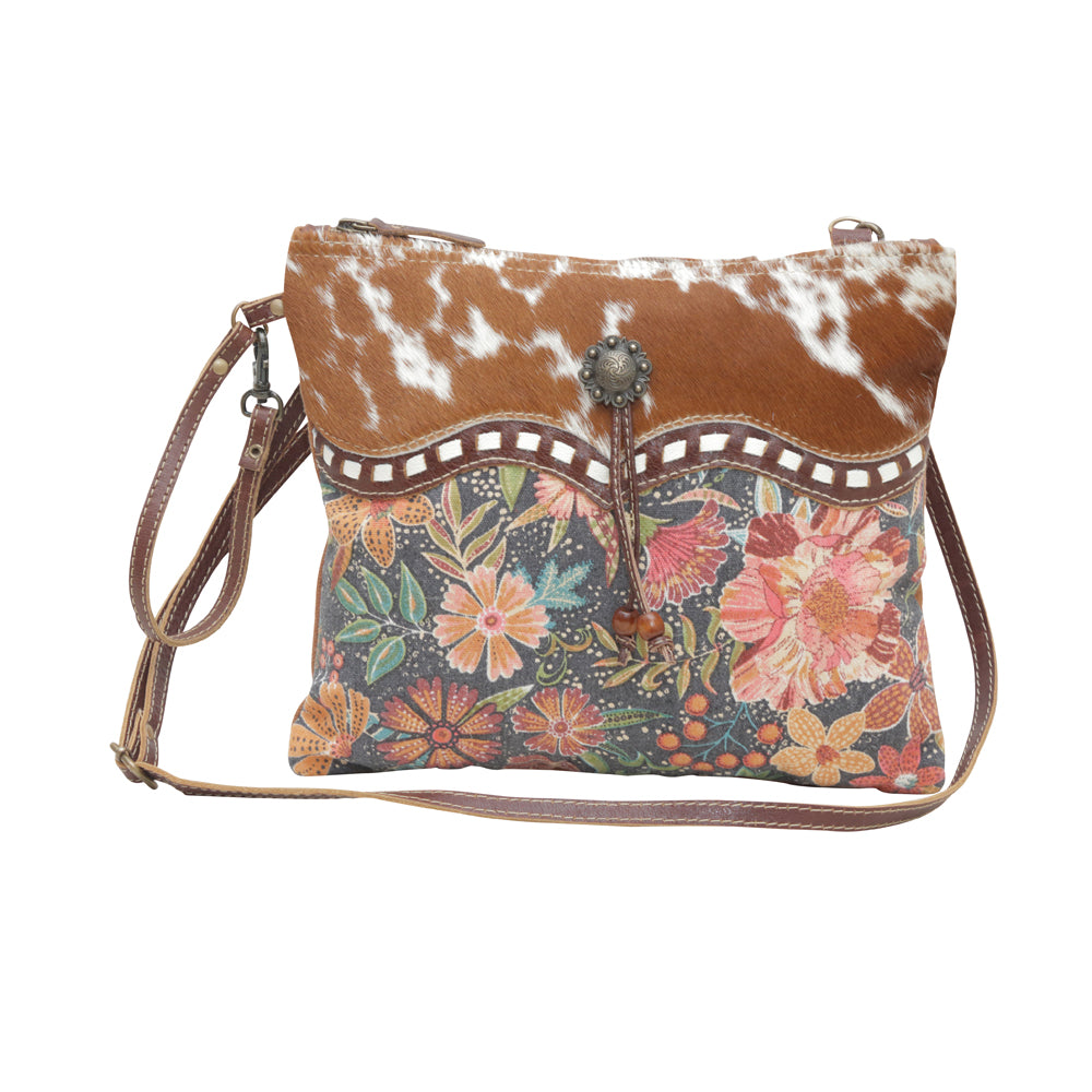 Dusa Small & Crossbody Bag - MyraUSA