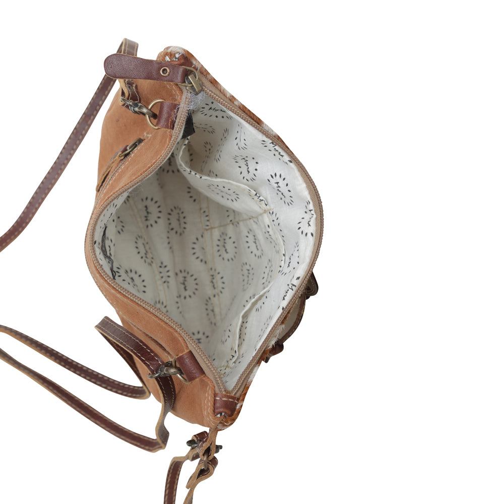 Dusa Small & Crossbody Bag - MyraUSA