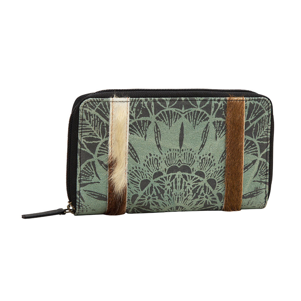 Sky Magic Wallet - MyraUSA