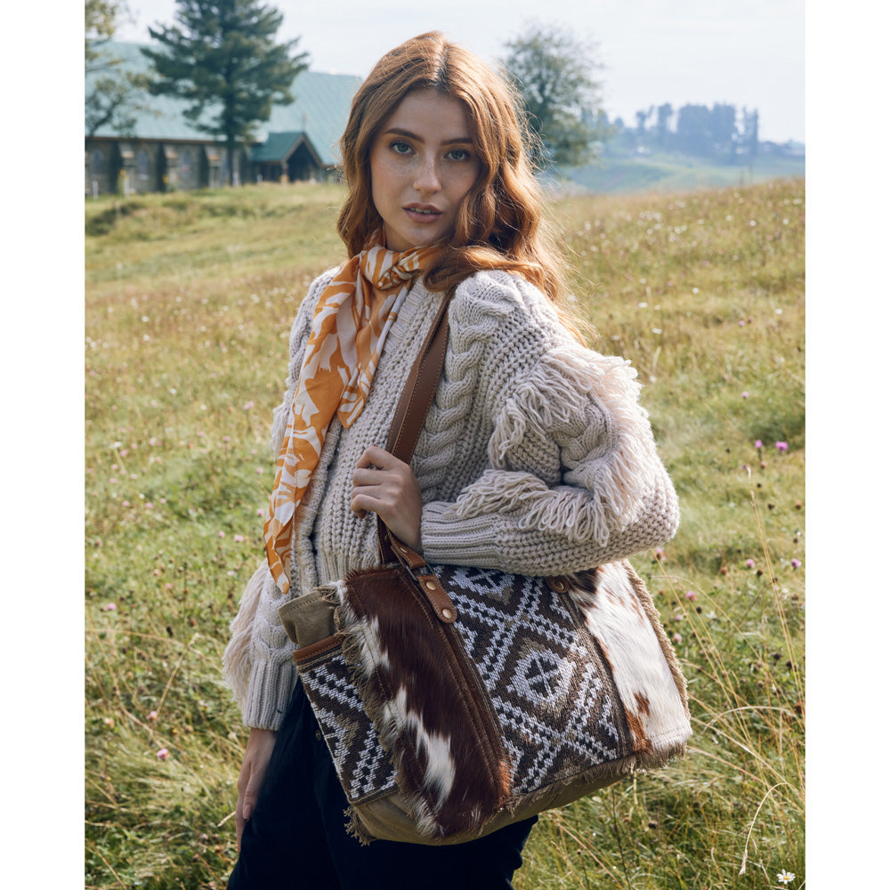 ELISA LE SMALL & CROSSBODY BAG - MyraUSA