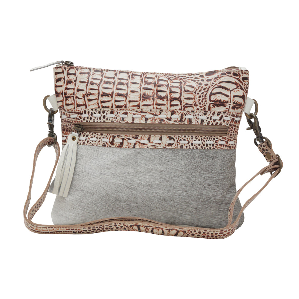 SMOKEY BLAZE LEATHER & HAIRON BAG - MyraUSA