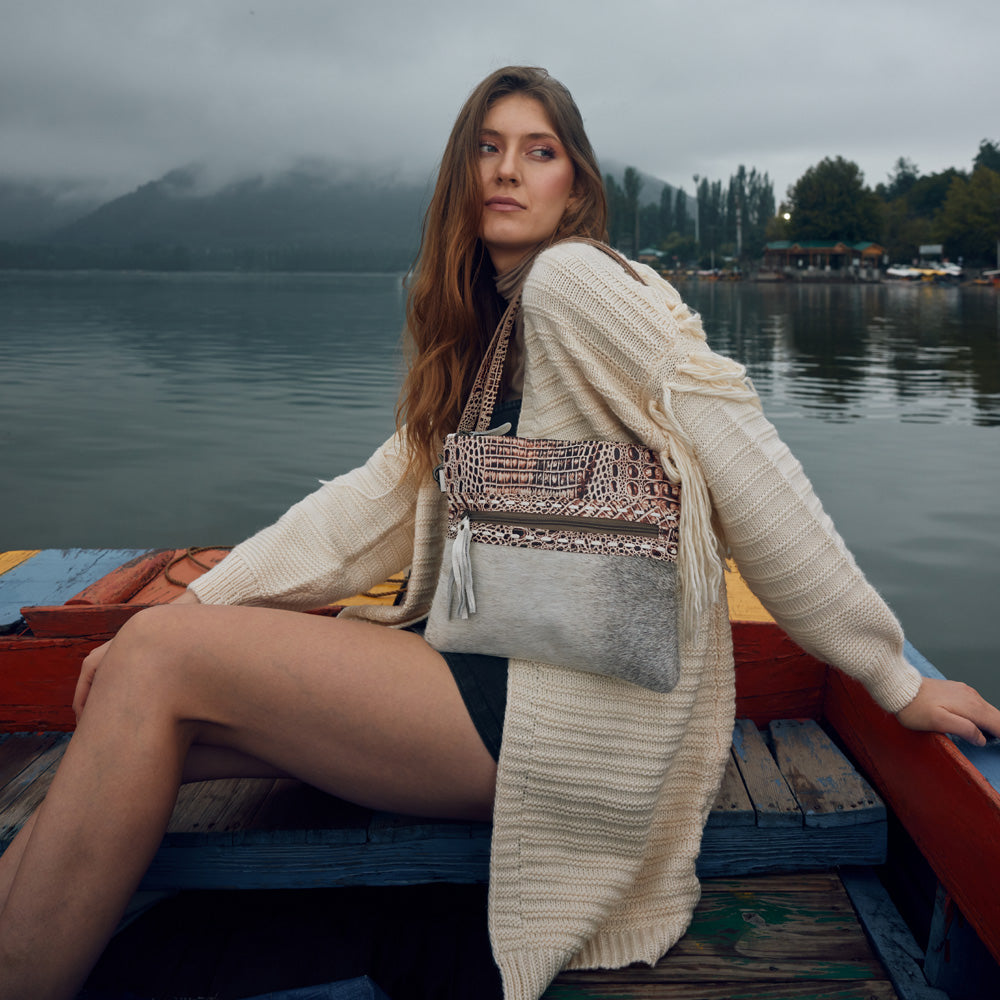 SMOKEY BLAZE LEATHER & HAIRON BAG - MyraUSA