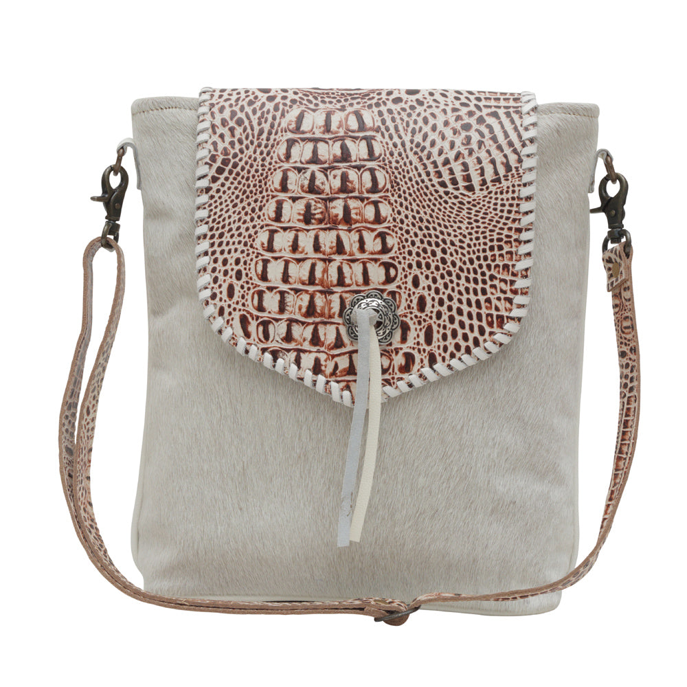 SMOKEY AZTECA LEATHER & HAIRON BAG - MyraUSA