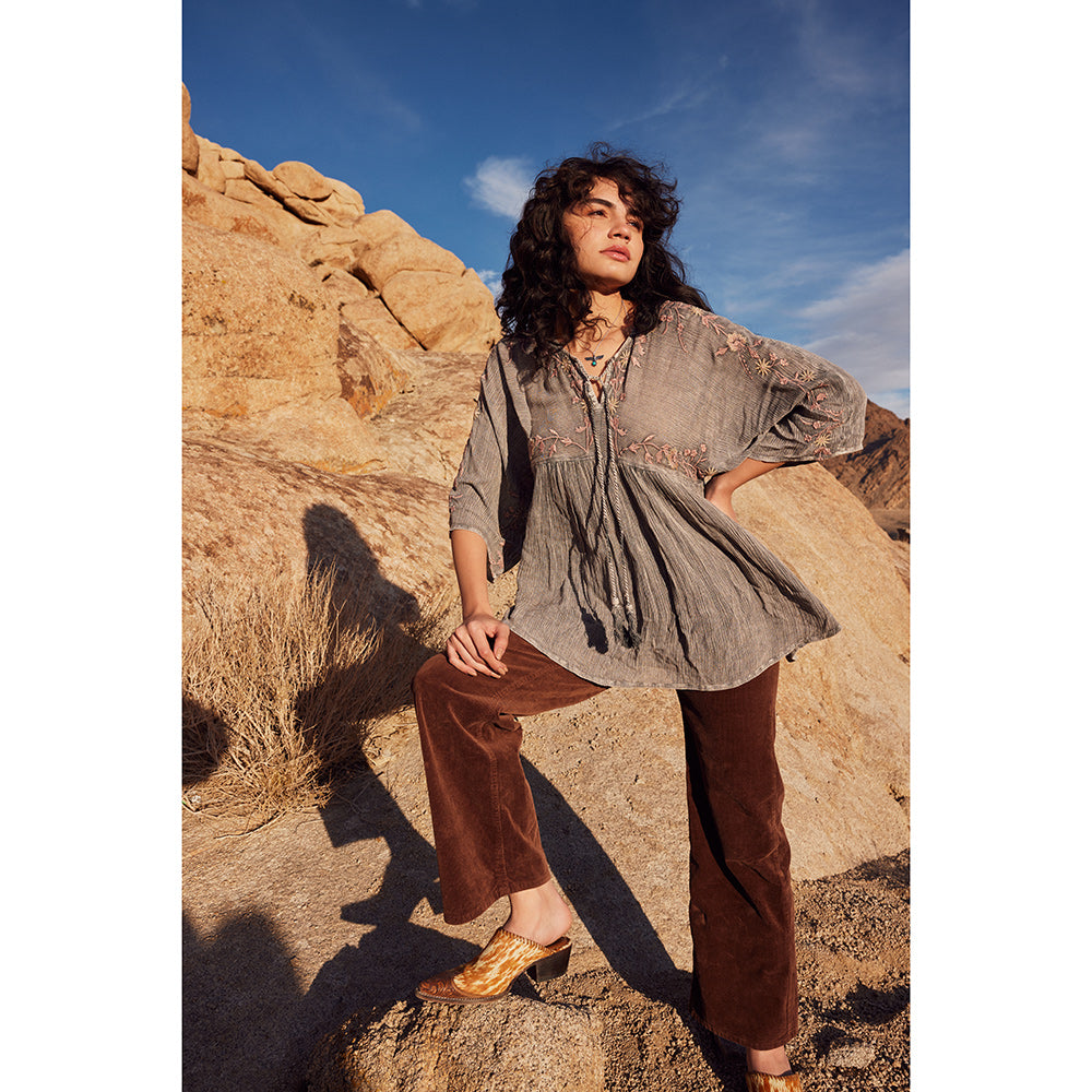Griffins TOP & SHIRTS SMALL - MyraUSA