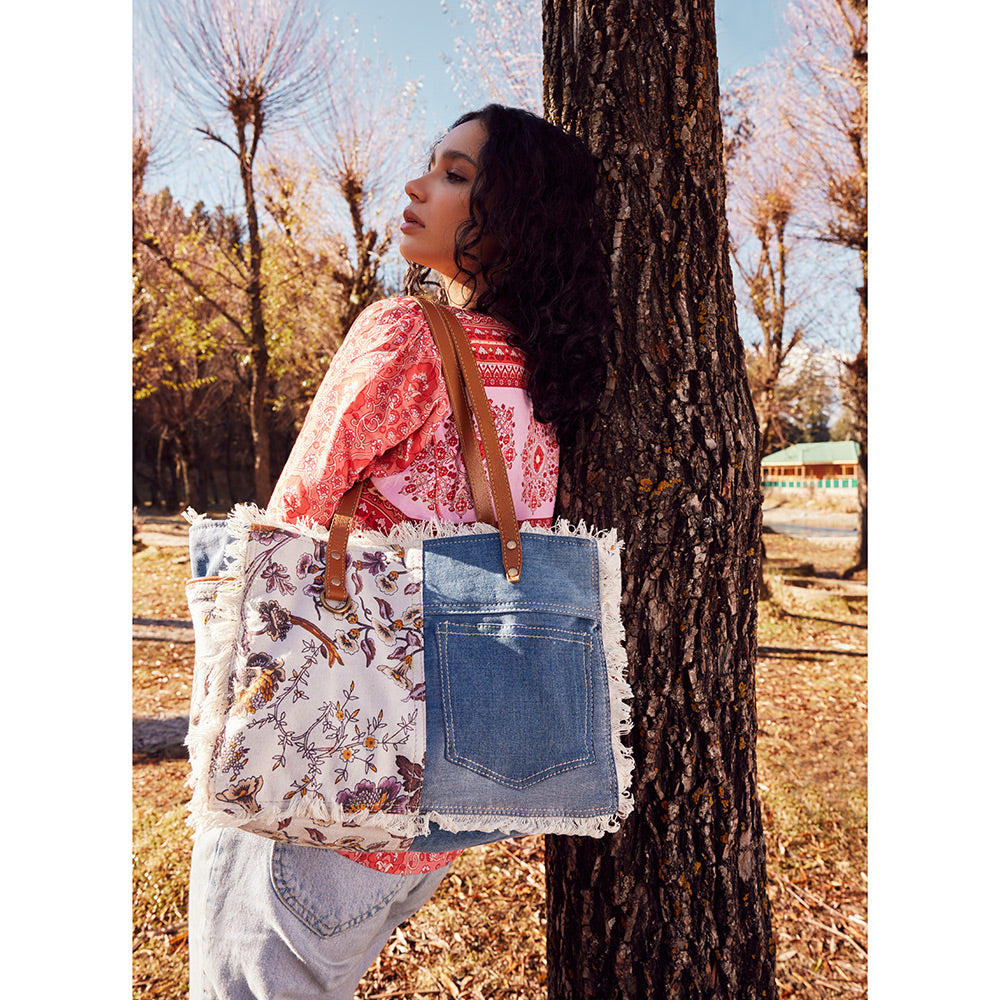 Primrose Small & Crossbody Bag - MyraUSA