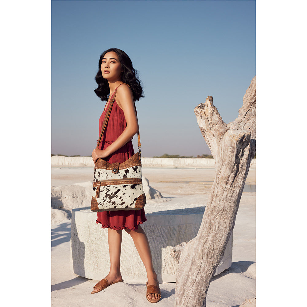 Roltod Canvas And Hairon Bag - MyraUSA