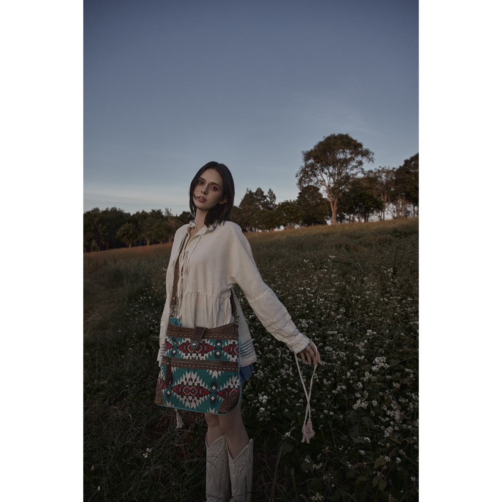Tribe Of The Sun Shoulder Bag - Myra USA