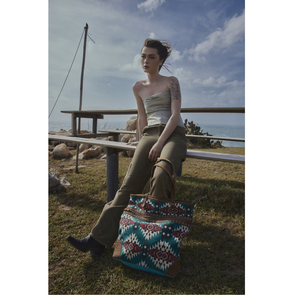Tribe Of The Sun Tote Bag - Myra USA