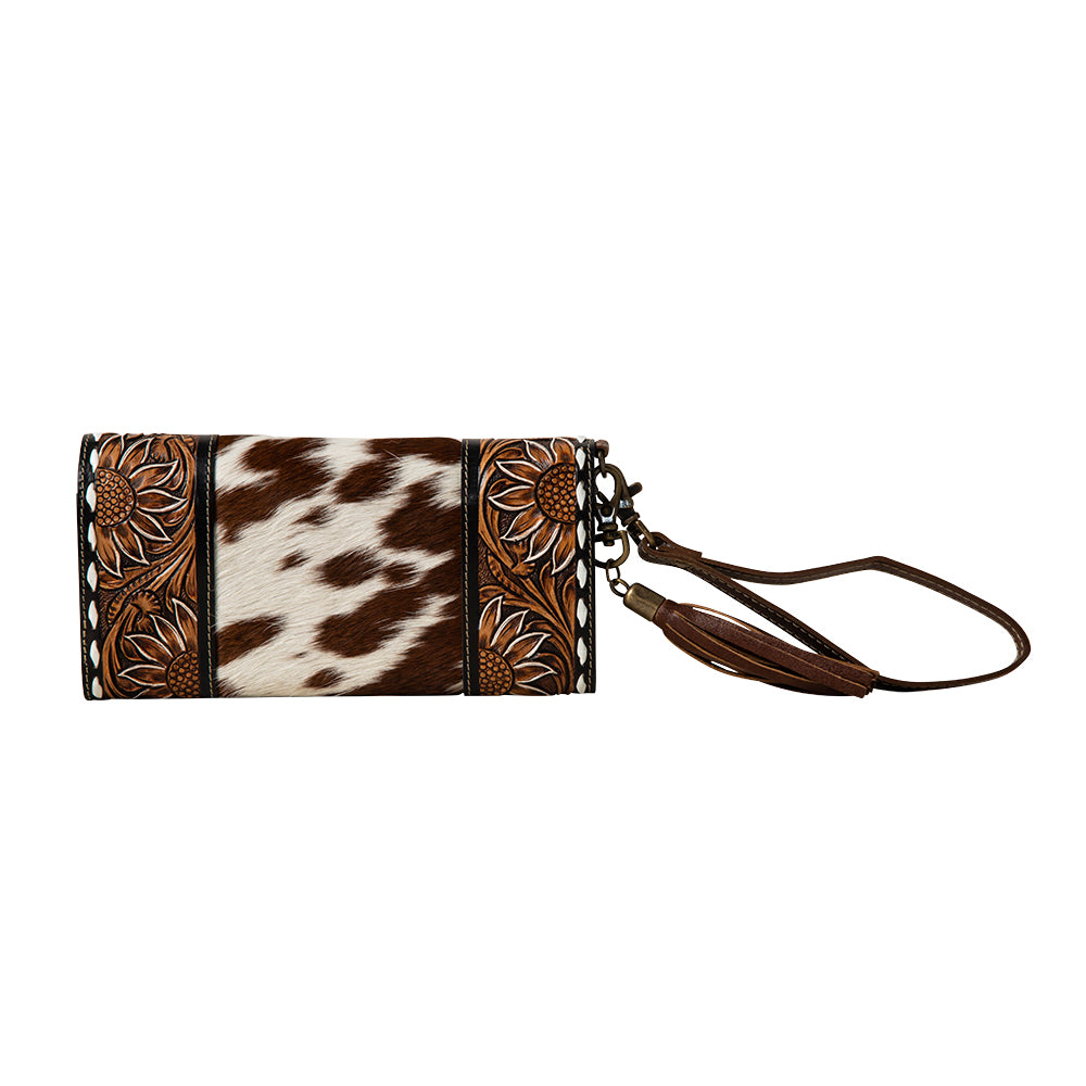 Sandstone Trail Hand-Tooled Wristlet Wallet - Myra USA