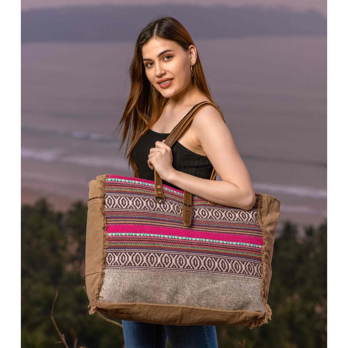 Vibrant Boho Weekender Bag - MyraUSA