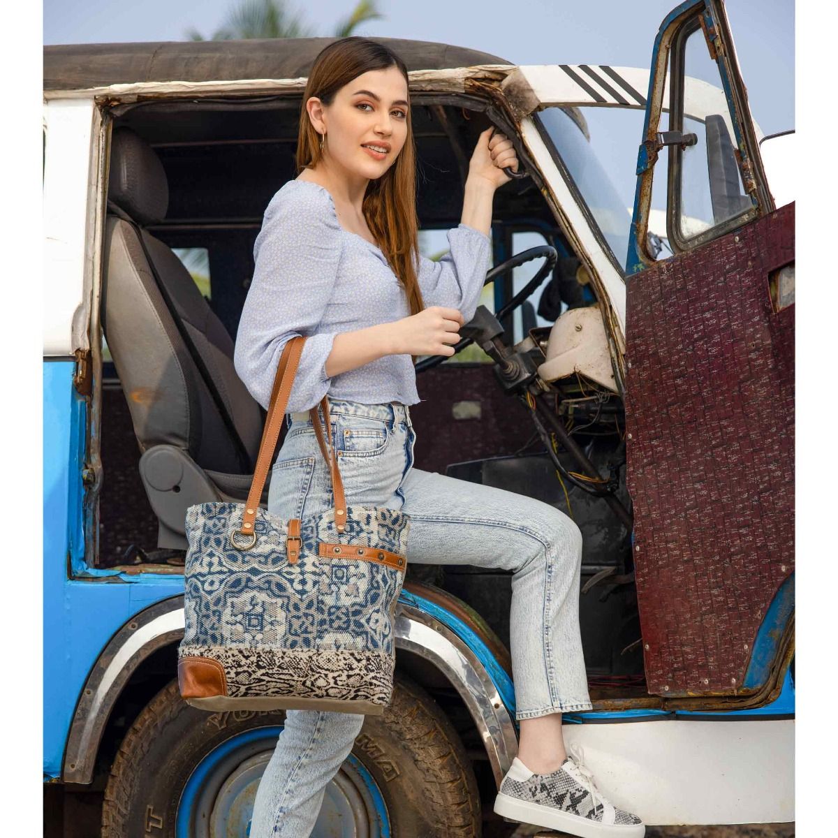 Tinted Indigo Tote Bag - MyraUSA
