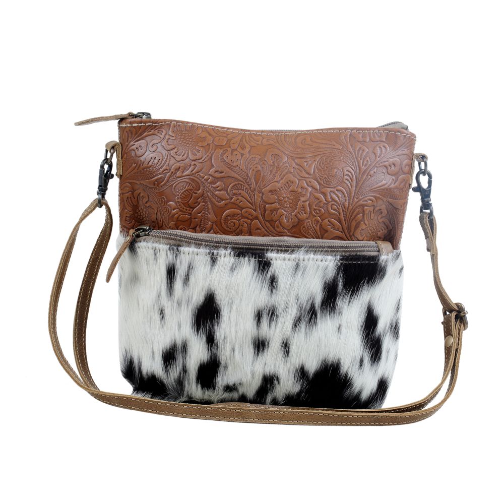 Engraved Crossbody Bag - MyraUSA