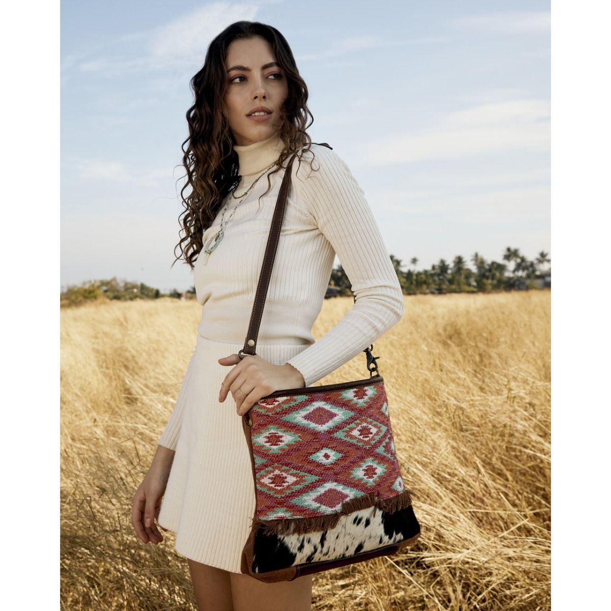 Rincé Shoulder Bag - MyraUSA