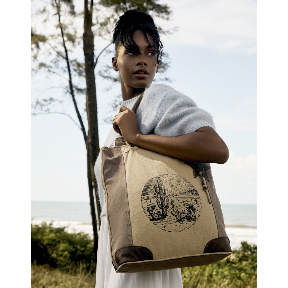 Sepia Aster Tote Bag - MyraUSA