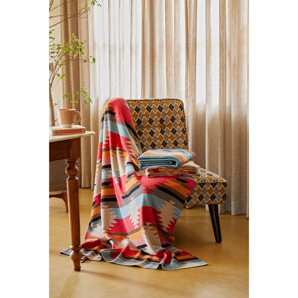 Styled-up Throw - MyraUSA