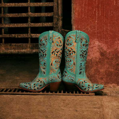 Western Boot Types: From Casual to Formal, Own Your Ranch Style!