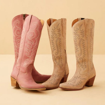 Wild West Elegance: Stunning Wedding Dresses Paired with Cowboy Boots