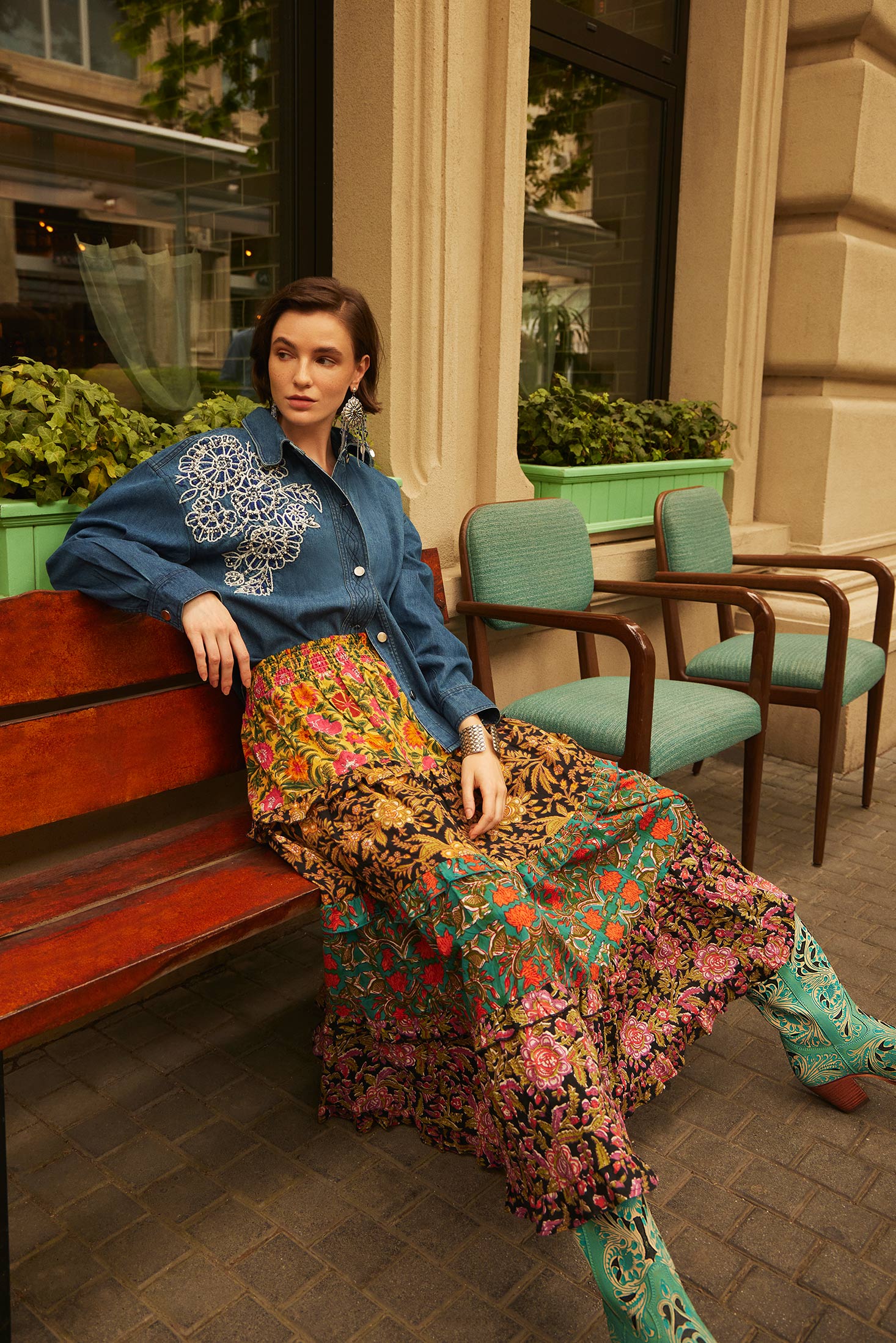 Lindaj Embroidered Jacket - Myra USA