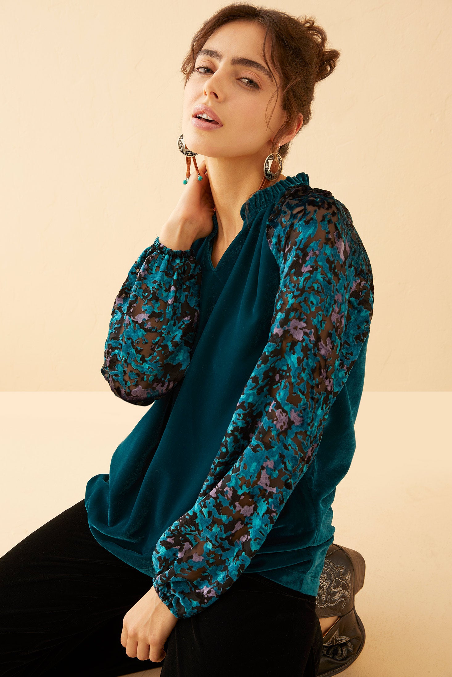 Zandra Velvet V-Neck Top - Myra USA