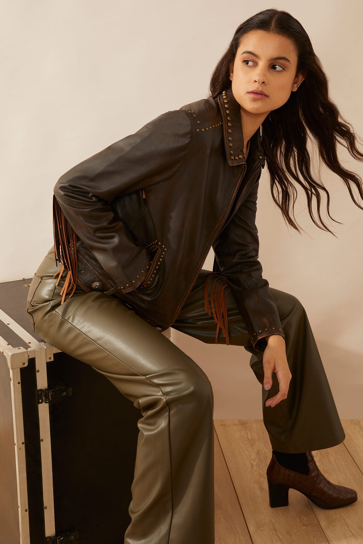 Harlow Fringed Leather Jacket - Myra USA