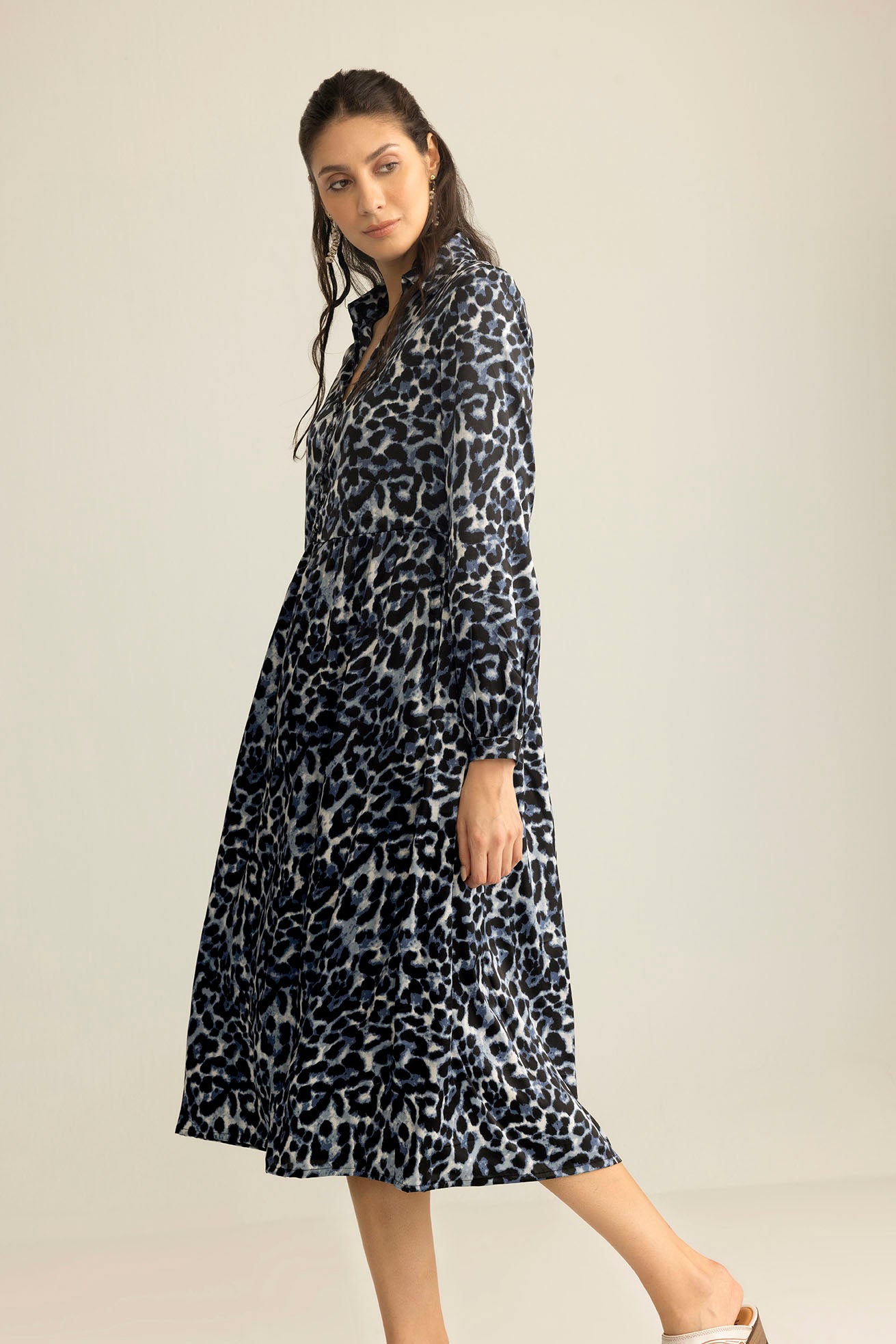 Palm Theory Maxi Dress in Twilight Navy
