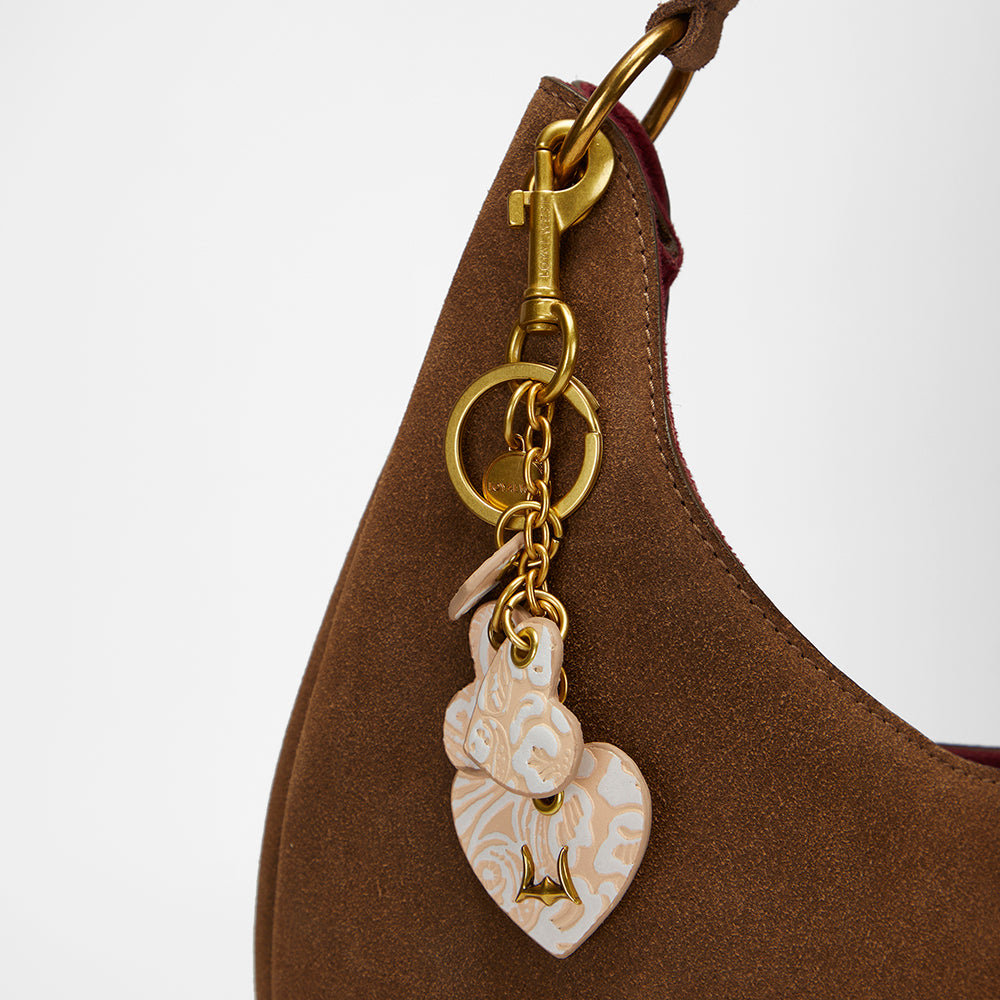 Loyal West HEART SHAPE KEYCHAIN IN HAND FINISHED EMBOSSED LEATHER - WHITE - Myra USA