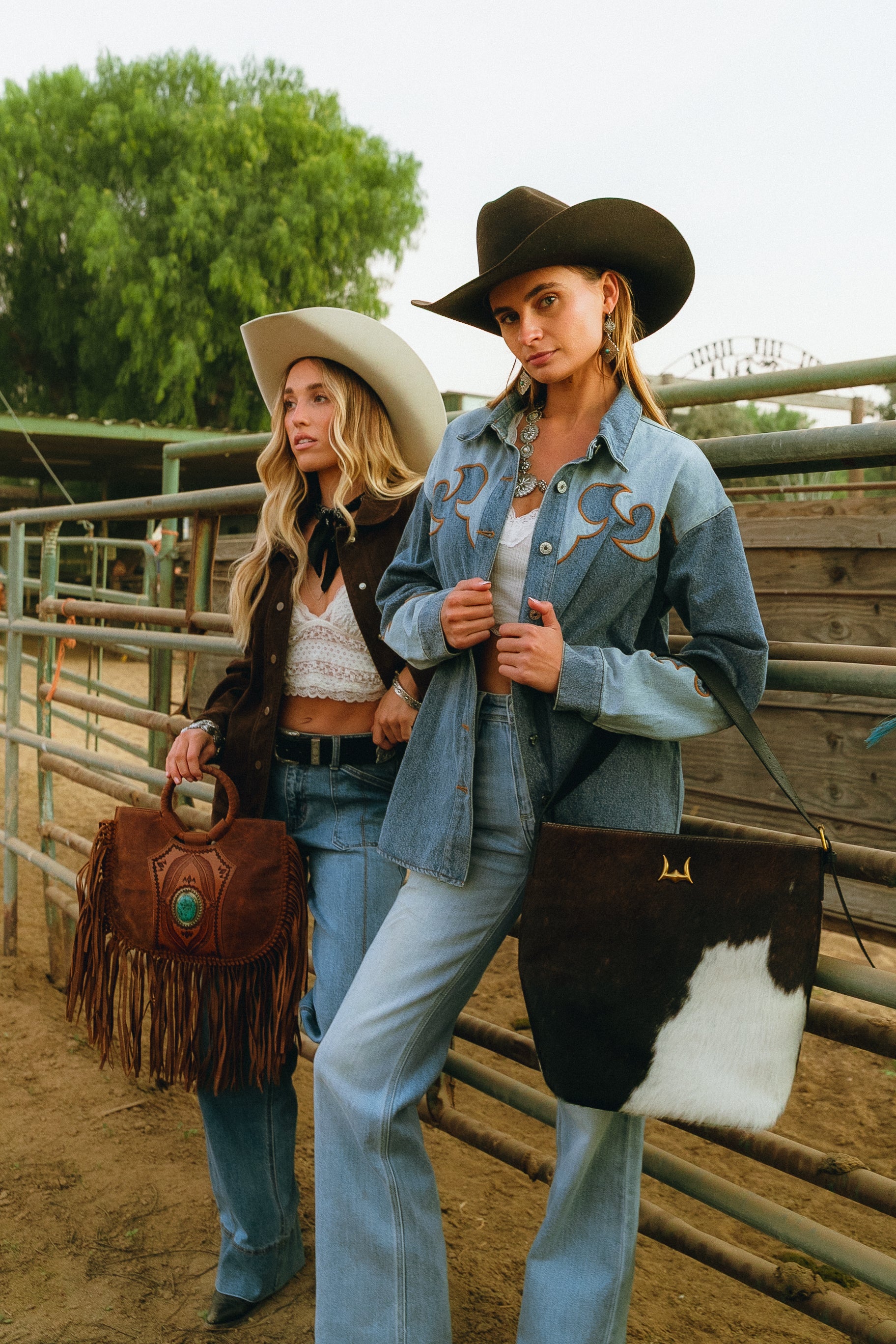 Clara Large Bucket Bag