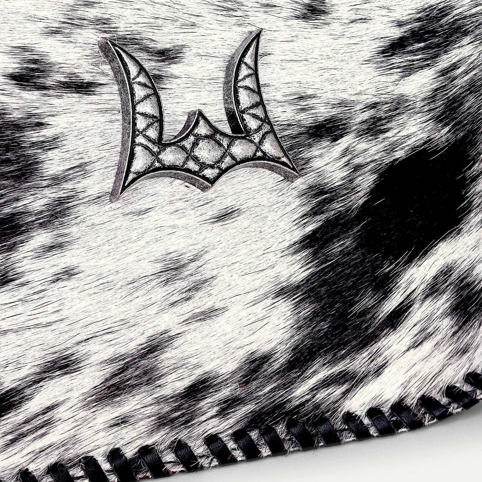 Dannia Medium Purse In Black & White Cowhide - Myra USA