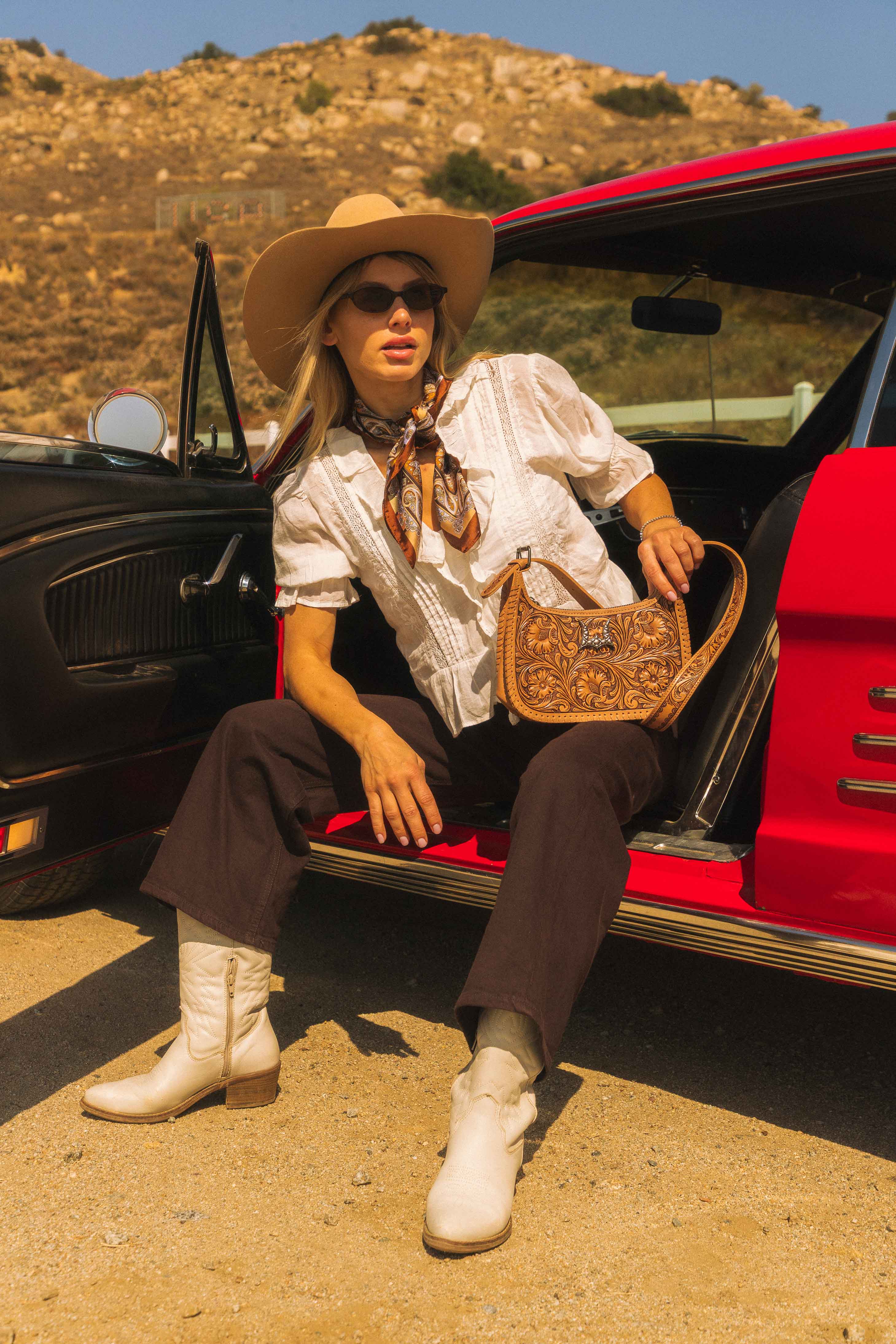 Handtooled Dannia Large Purse - Saddle Brown - Myra USA
