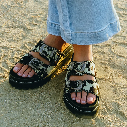 Heels & Clogs