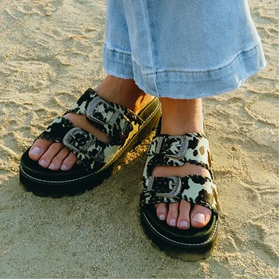 Heels & Clogs