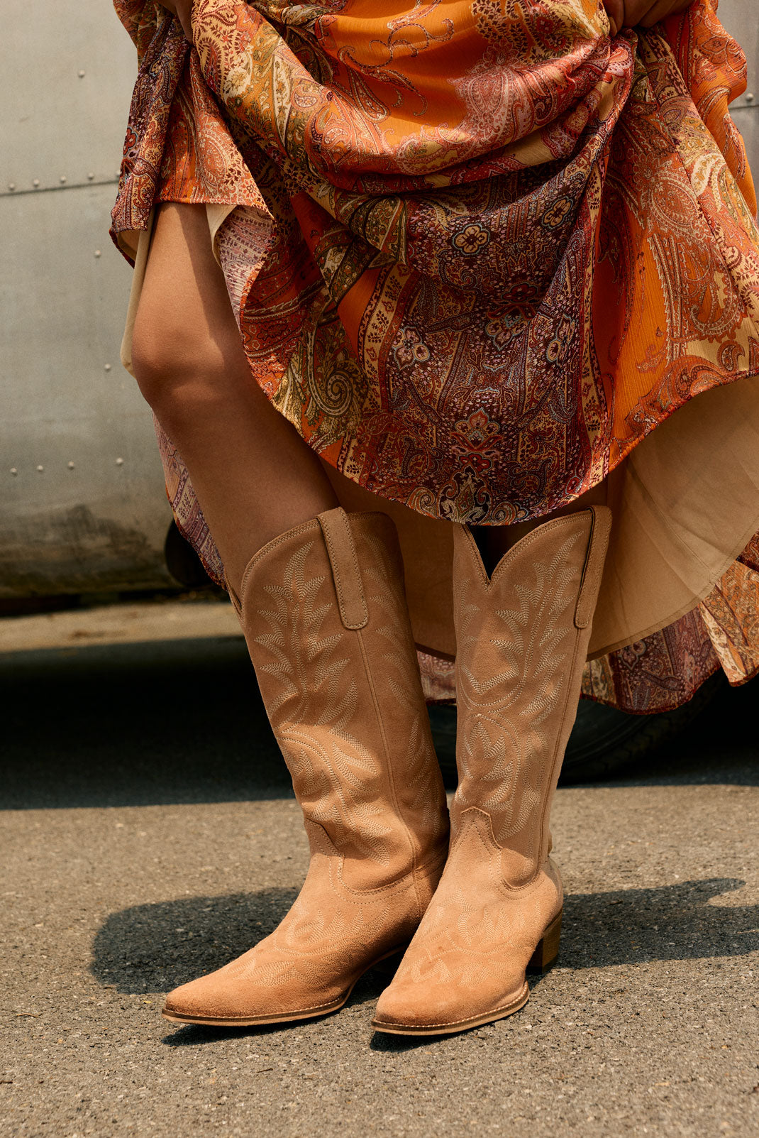 Midnight Trail Embroidered Leather Boots in Shadow Beige - Myra USA