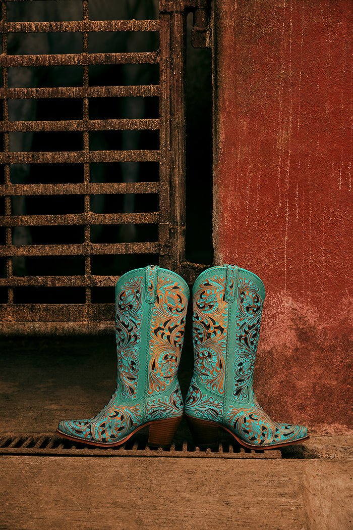 Myra Kasiopeah Cowgirl Leather Boots - Turquoise Western Boots for Women with Pointed Toe Heel - Myra USA