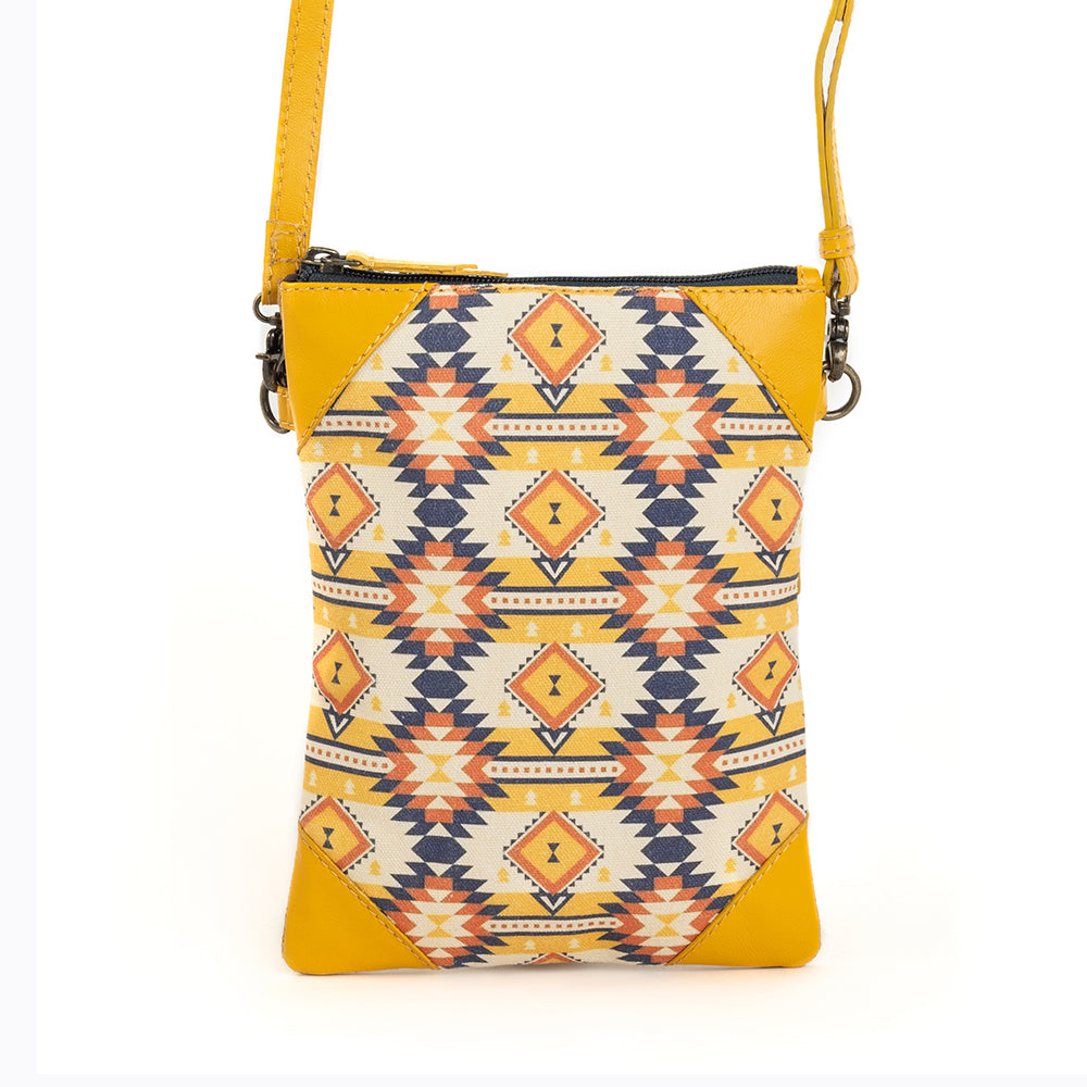 Mynora Springs Small Crossbody Bag - Myra USA