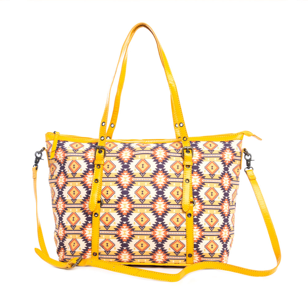 Mynora Springs  Tote Bag - Myra USA