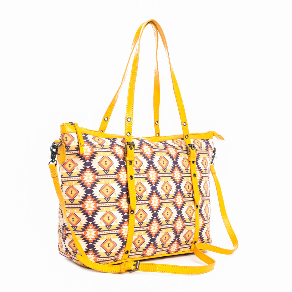 Mynora Springs  Tote Bag - Myra USA
