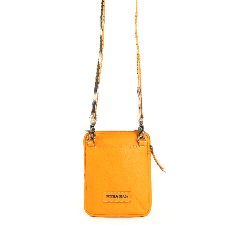 Yosidry Peak Leather & Hairon Bag - Myra USA