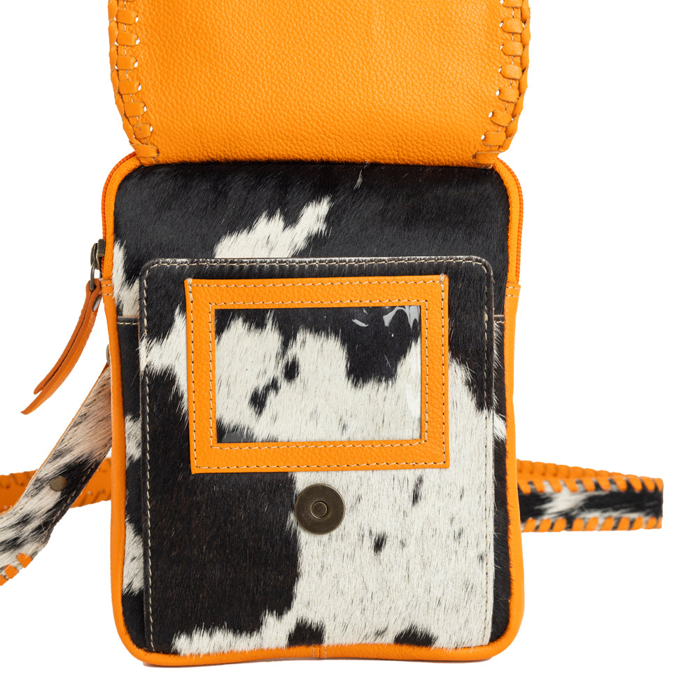 Yosidry Peak Leather & Hairon Bag - Myra USA