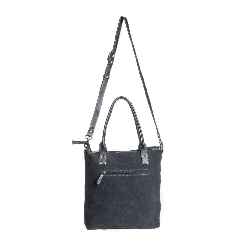 Mesa Maverick Tote Bag in Black & White - Myra USA