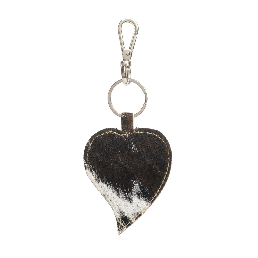 Heart's Love Key Fob in Black & White - Myra USA