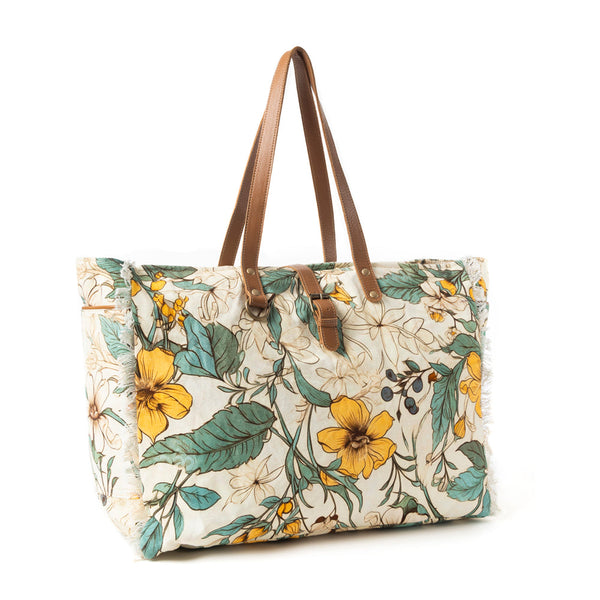 Lovely Florals Weekender Bag In Light Green - Myra USA