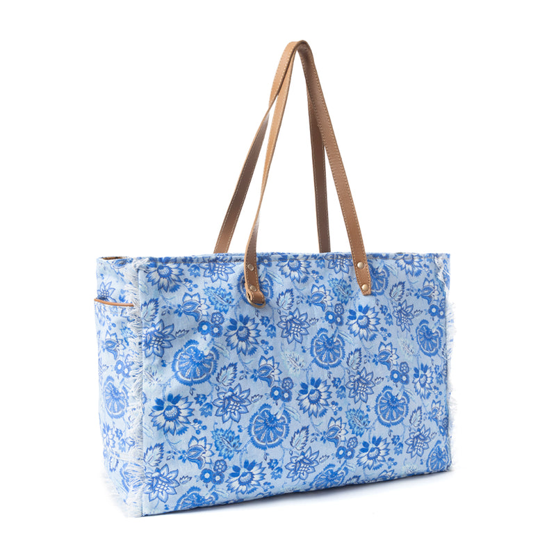 Delft Garden Weekender Bag In Blue