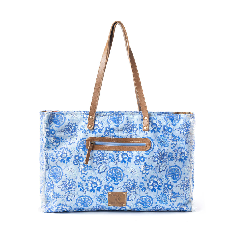 Delft Garden Weekender Bag In Blue