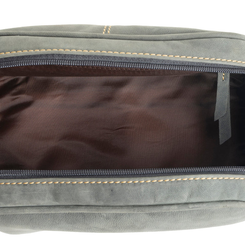 Eagle's Talon Toiletries Bag in Cloud Gray