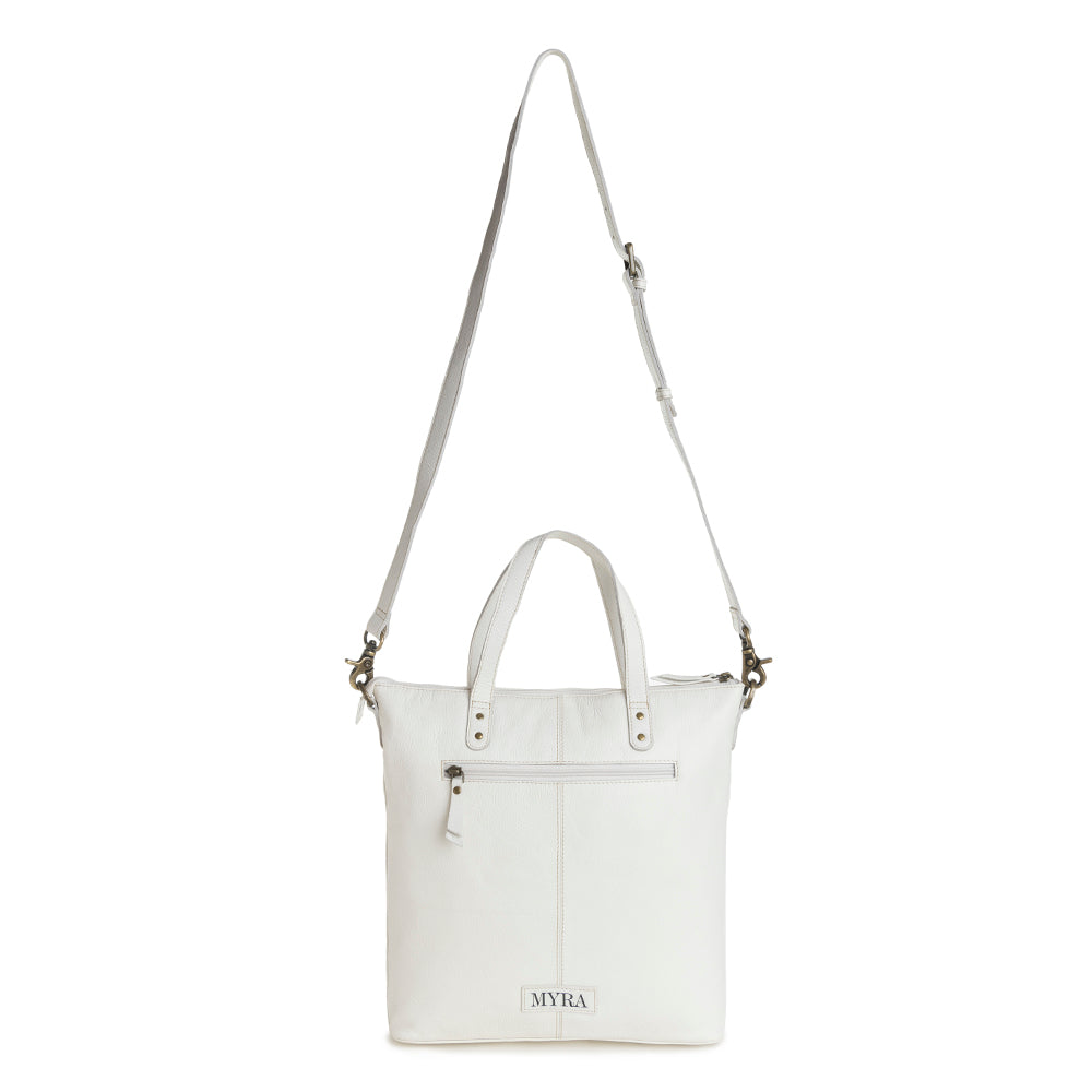 Steerhallow Canyon Shoulder Bag in White - Myra USA