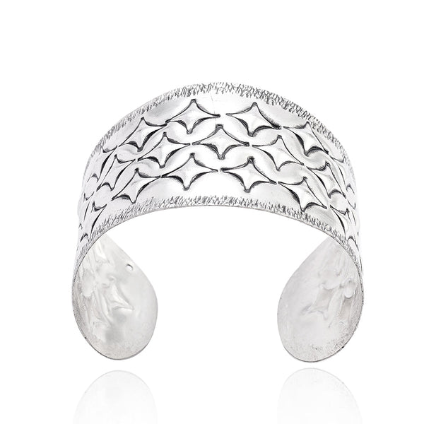 Spruce Tradition Cuff Bracelet - Myra USA