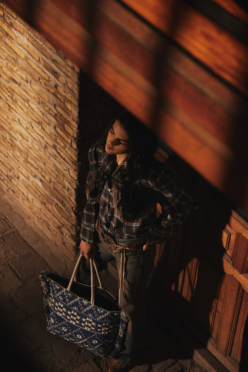 Garden Lattice Carryall Tote Bag In Blue