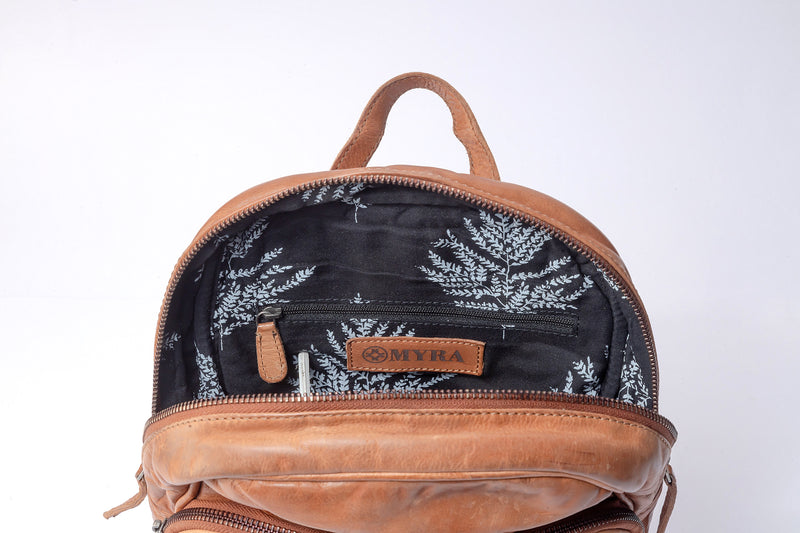 Roaming Traveller Backpack In Tan