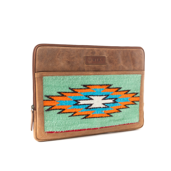 Minerva Prairie Laptop Case In Green And Brown - Myra USA
