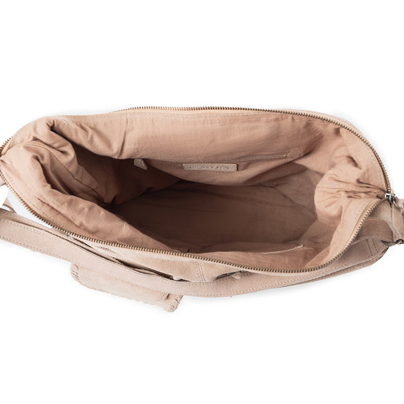 Smoky Trailhead Shoulder Bag In Beige